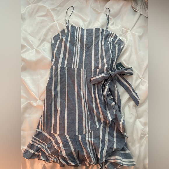 Express Sundress - Picture 4 of 4